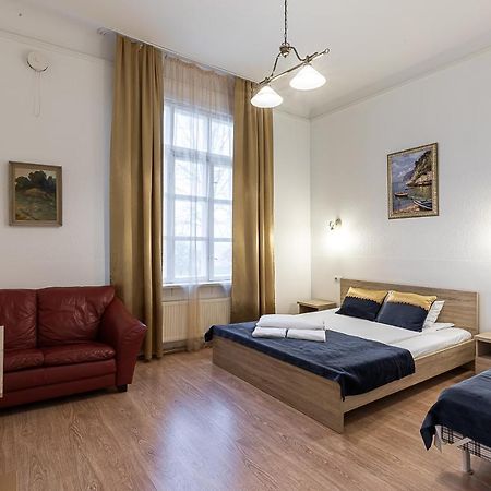 Aquamarine Hotel Tallinn Bagian luar foto