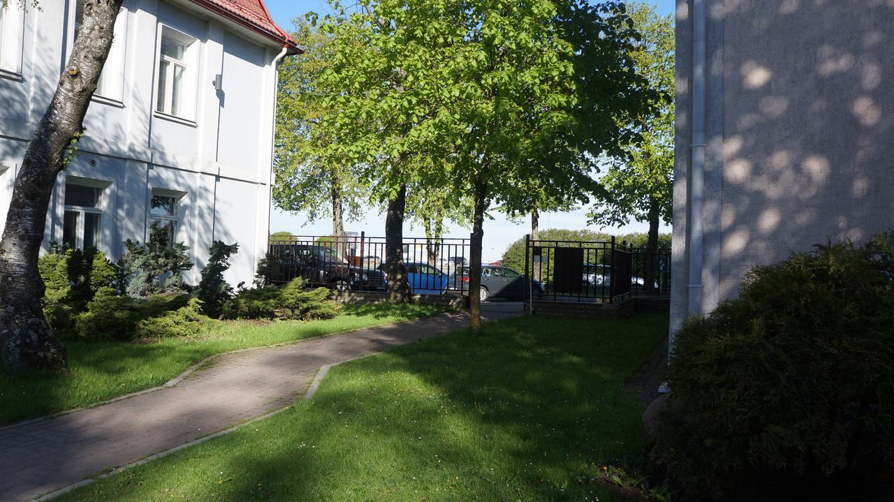 Aquamarine Hotel Tallinn Bagian luar foto