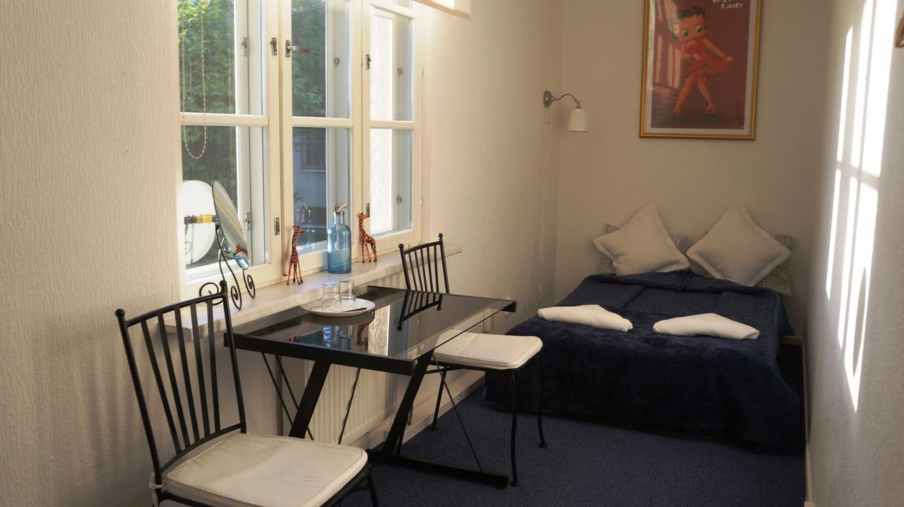 Aquamarine Hotel Tallinn Bagian luar foto