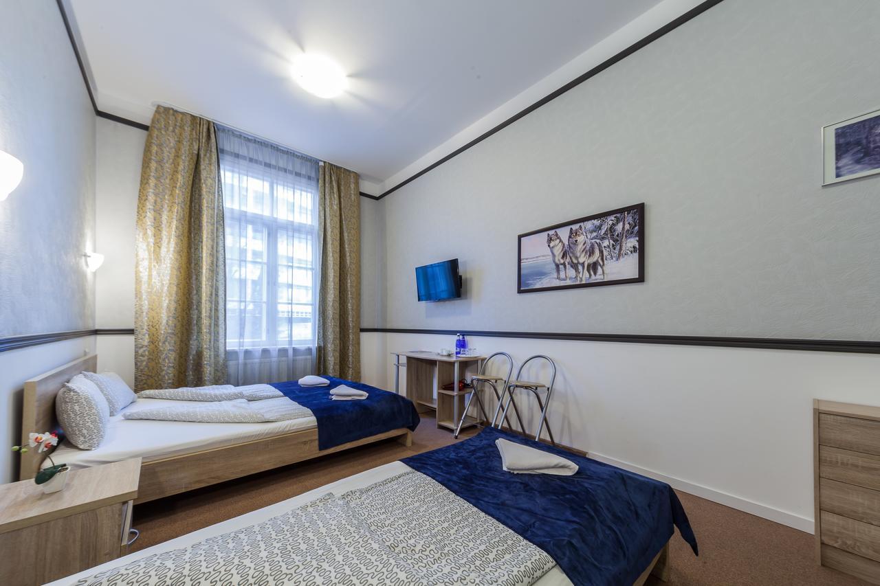 Aquamarine Hotel Tallinn Bagian luar foto