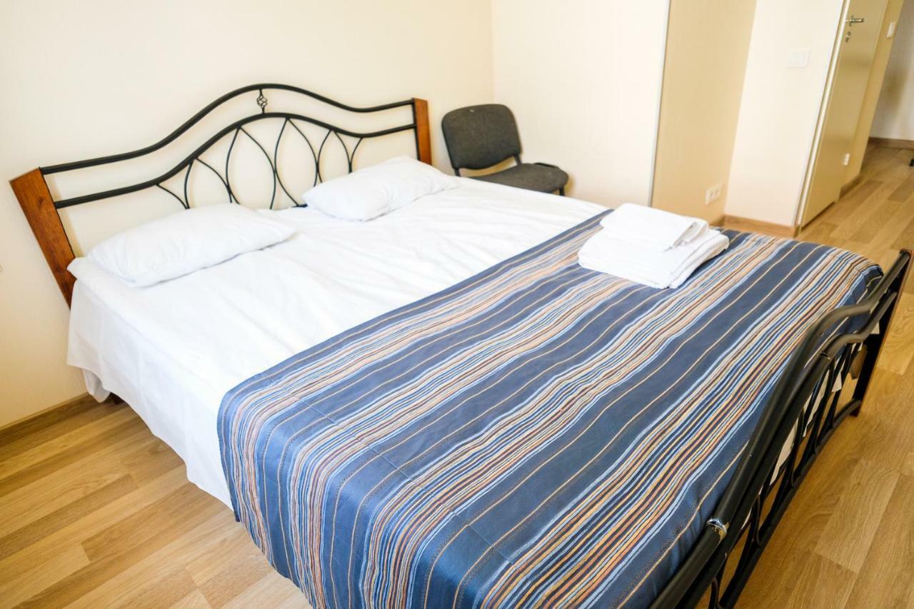 Aquamarine Hotel Tallinn Bagian luar foto